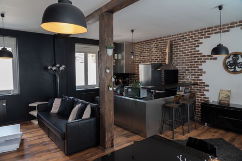 Le Petit Boulanger, Large Duplex 70m2, Historical Center, Garage Available