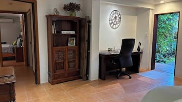Apartment, 2 Bedrooms, Smoking, Balcony | 2 bedrooms, soundproofing