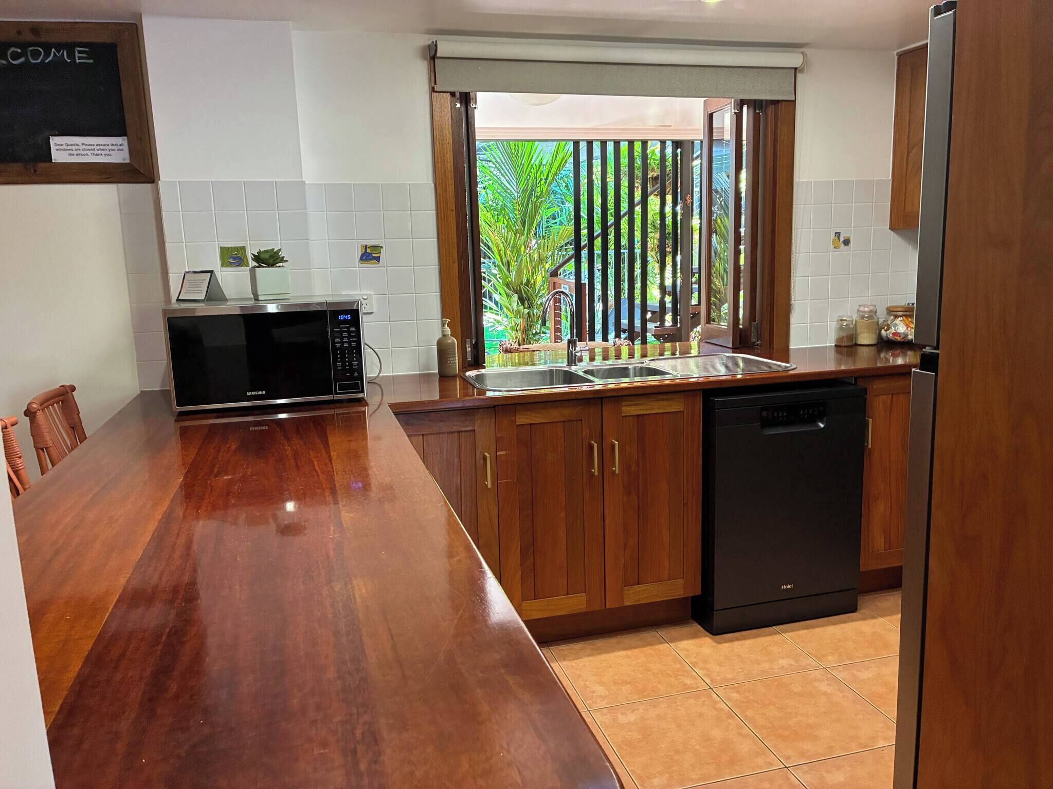 Apartment, 2 Bedrooms, Smoking, Balcony | Interior