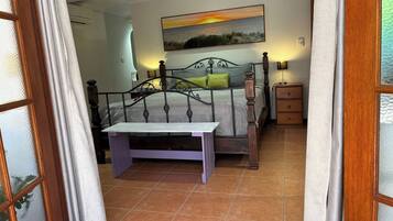 Apartment, 2 Bedrooms, Smoking, Balcony | 2 bedrooms