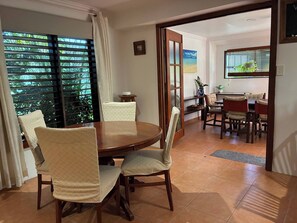 Apartment, 2 Bedrooms, Smoking, Balcony | Dining room - Oasis Leafy Whitfield (Cairns)