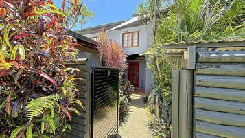 Appartement, 2 slaapkamers, roken, balkon | Terrein van de accommodatie