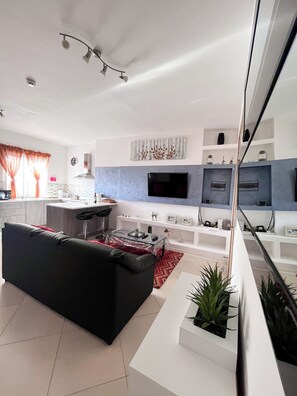 Penthouse, City View | Living area - Modern PENTHOUSE 2 Terraces near Airport (Luqa)