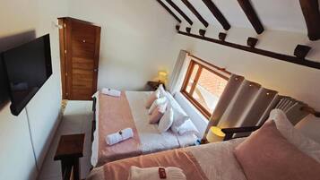 Family Room | Free WiFi