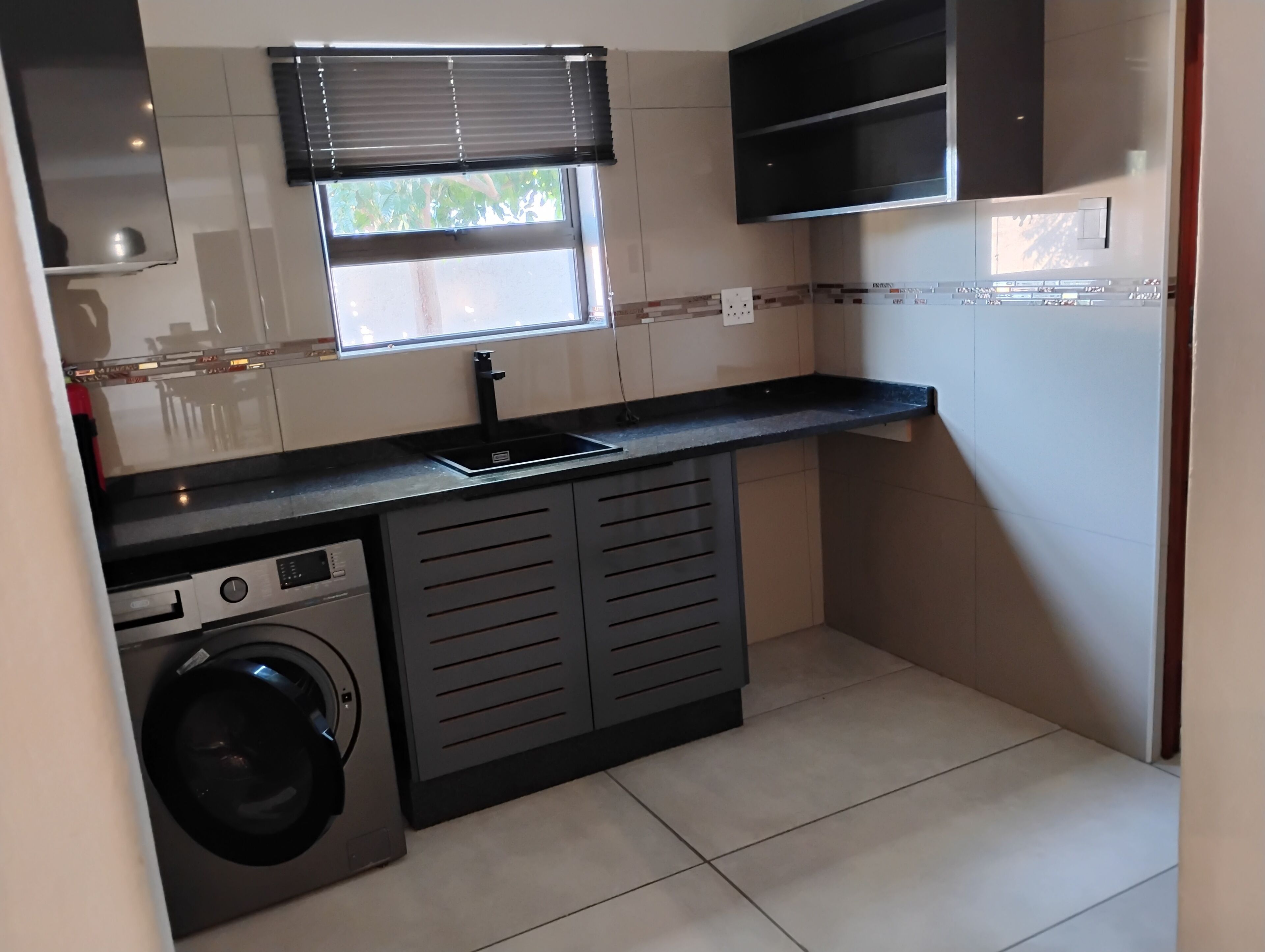 Refrigerador, microondas