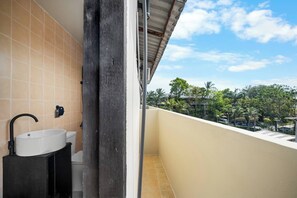 Room, 1 Bedroom, Balcony | Balcony