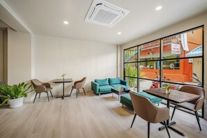 Habitación, 1 habitación, balcón | Sala de estar