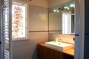 Hair dryer, towels - Beautiful villa with pool (terrasini)