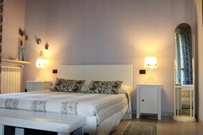 3 bedrooms, WiFi, bed sheets - Beautiful villa with pool (terrasini)