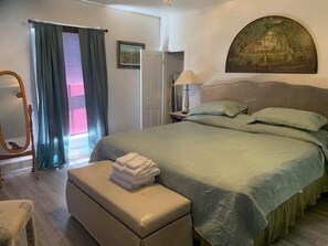 3 camere, culla da viaggio, Wi-Fi gratuito, lenzuola