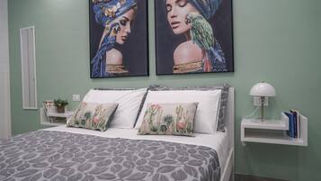 2 bedrooms, WiFi, bed sheets