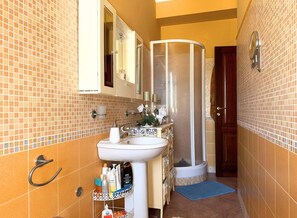 Hair dryer - Coral Orange Apartment (San Vito Lo Capo)