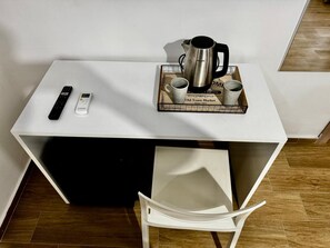 Interior - Triple Room with Balcony (PALERMO)