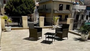 Immagine non classificata, 5 di 8, pulsante