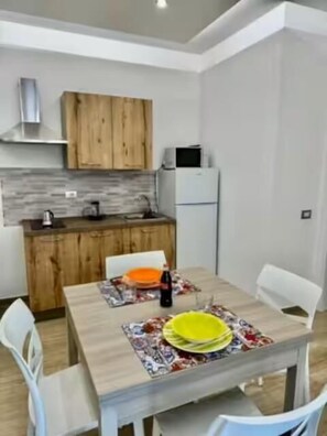 Dining - Apartment with Terrace (TERRASINI)