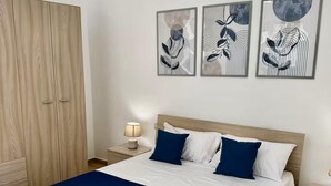 Unclassified image, 3 of 7, button - Apartment with Balcony (TERRASINI)