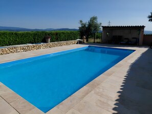Pool - Gîte Apivita – Holiday Home with Pool in Organic Vineyard Setting (Nyons)