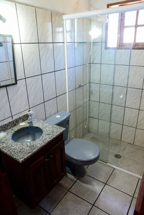 Shower - Casa com ótima localização e churrasqueira (Ilhabela)