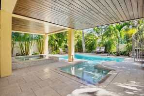 A heated pool - The Oasis at Palmetto (Anna Maria)