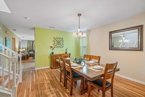 Dining - 2820 Cozy Gem in Kissimmee with pool (Kissimmee)