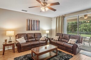Smart TV, video games, table football, ping pong - 2820 Cozy Gem in Kissimmee with pool (Kissimmee)