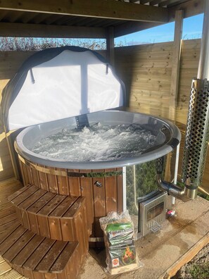 Cabin, 1 Bedroom, Balcony, Mountain View | Terrace/patio - Hill View Cabin-private hot Tub-valley Views (Knighton)