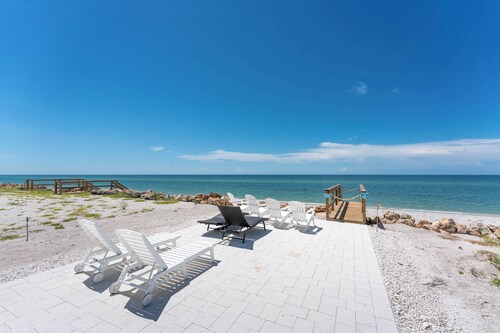 Renovated Gulf Front Cottage Manasota Key Private Beach Access