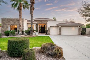 Exterior - Refined Desert Estate w/ Pool & Pickleball (Scottsdale)