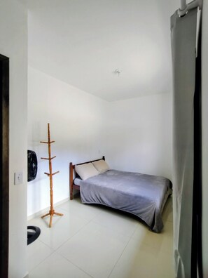 2 bedrooms, bed sheets