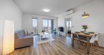 Bratislava SkylineView • Modern Comfort with Panoramic City Views & Free Parking