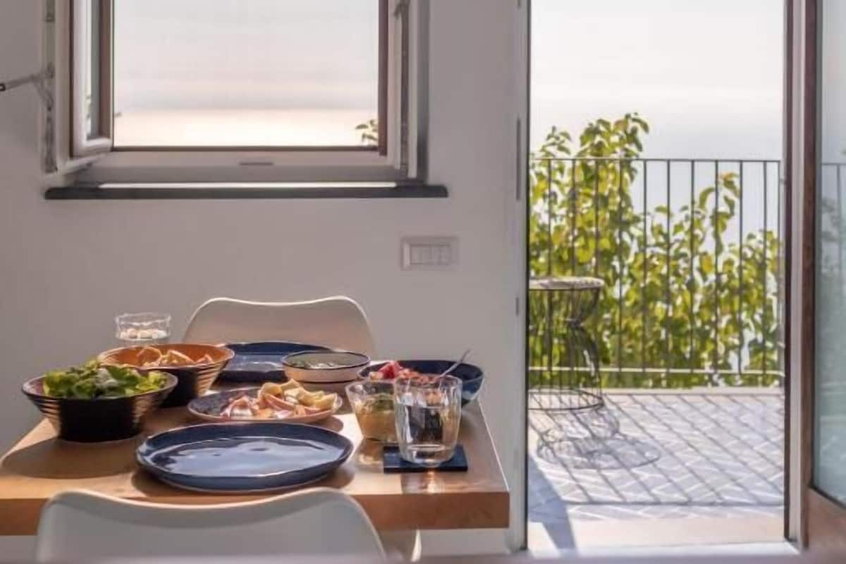 32-inch Smart TV with satellite channels