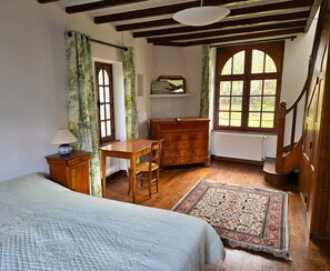 7 Schlafzimmer, WLAN
