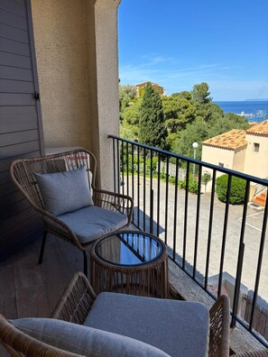 Property grounds - Duplex Horizon bleu (L’Ile-Rousse)