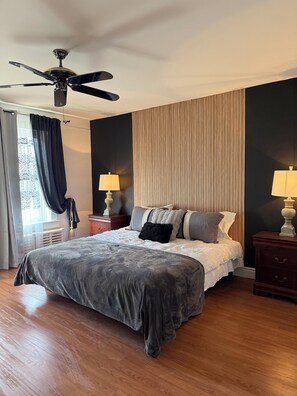 3 bedrooms, desk, iron/ironing board, free WiFi