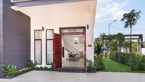 Exterior detail - 2 Bedrm Villa+ Living Room, 15 mins walk to Center (Krong Siem Reap)