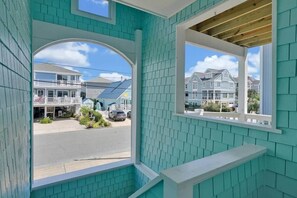 Interior - Henderson Haven 4 BR / 3 BA Villa, Steps to Beach (Wrightsville Beach)