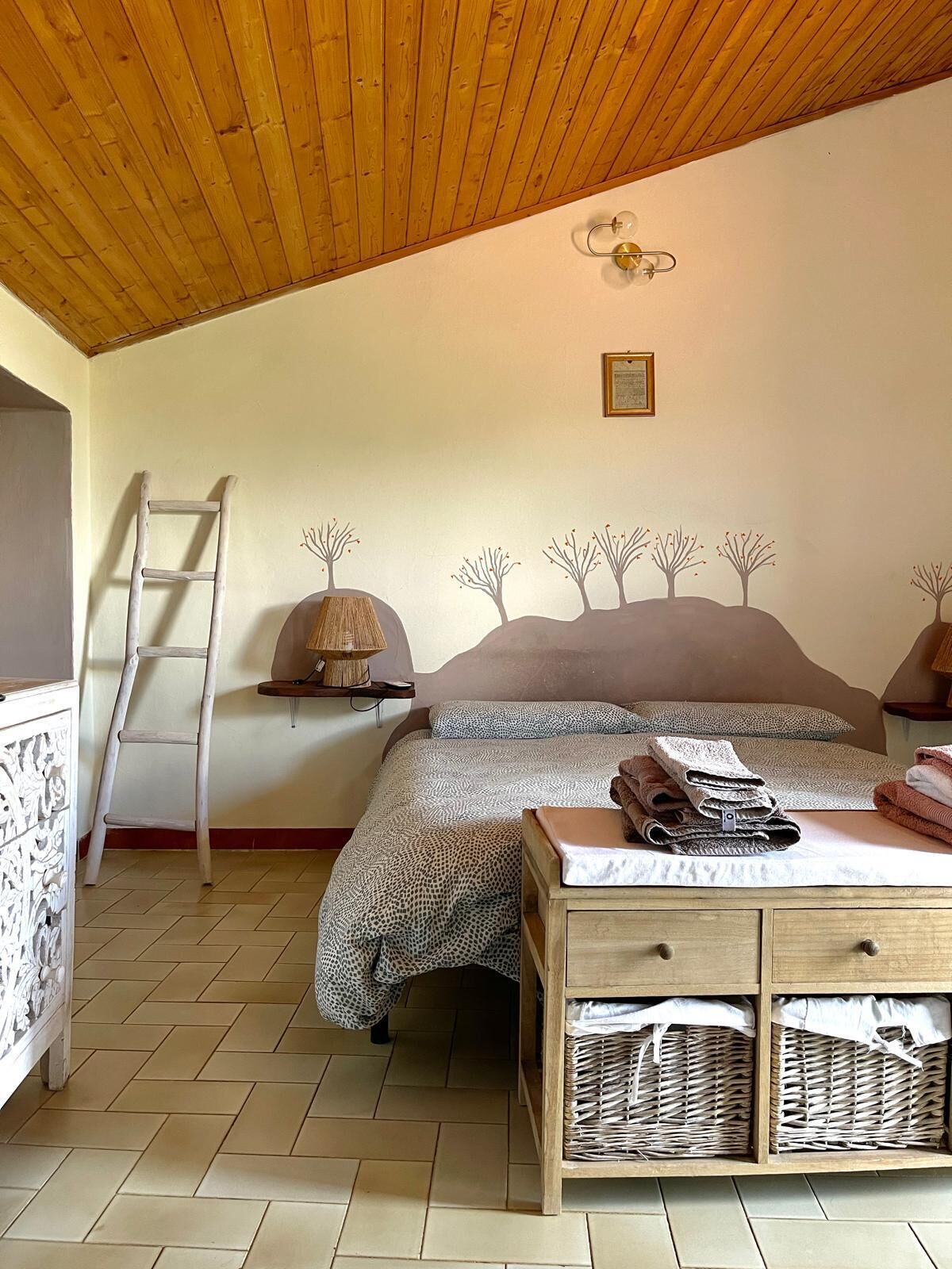 Bügeleisen/Bügelbrett, Internetzugang, Bettwäsche