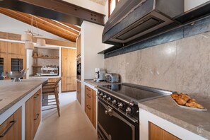 Fridge, oven, dishwasher, coffee/tea maker - YourHouse Es Morer Vermell (Alcúdia)