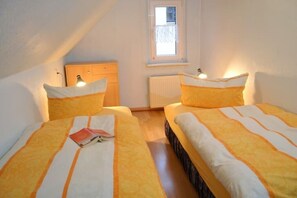 WiFi, bed sheets - Birch vacation apartment - 300 m to the beach & pure relaxation (Lubmin)