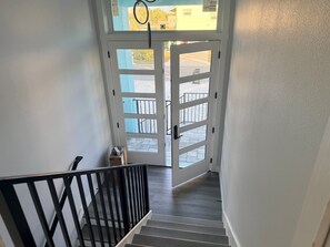 Interior - Kayaks/Located on Canal/Beautiful interior (Hernando Beach)