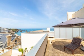 Terrace/patio - Grazia - Vue mer, piscine, centre ville (Biarritz)