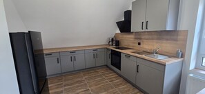 Frigorífic, forn, placa de cuina i rentaplats