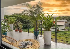 Terrace/patio - Quiet Tamarindo Condo w/ Pool & Sunset View (Tamarindo)