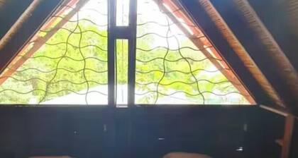 Iguana - Poolside Cabin