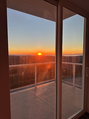 Interior - Puncak dream 5 minute walking to lake and mushroom and bee farm in progress. (Swanigan lake)