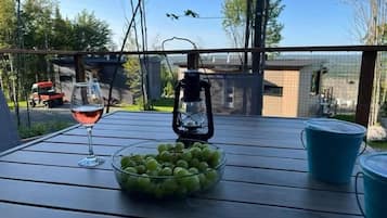 Chalet, 1 King Bed with Sofa bed | Outdoor dining