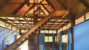 Room - Colibri Cabina - Jungle Cabina with Pool Access (Cabuya)