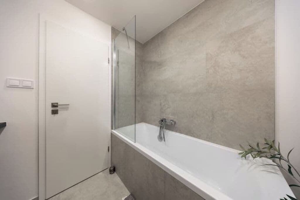 Dusche, Haartrockner, Seife
