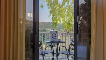 Standard-Maisonette, Balkon | Speisen