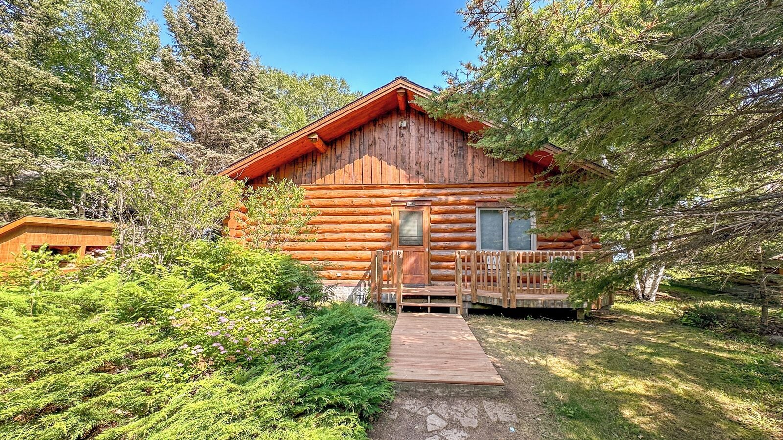 Log Cabin 405 in Lutsen, Minnesota.